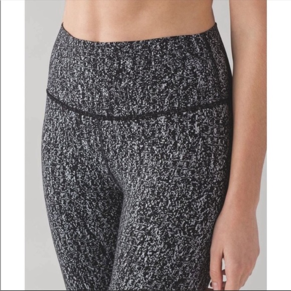 Lululemon High Times Pant Luon Suited Jacquard Black White - Picture 5 of 13
